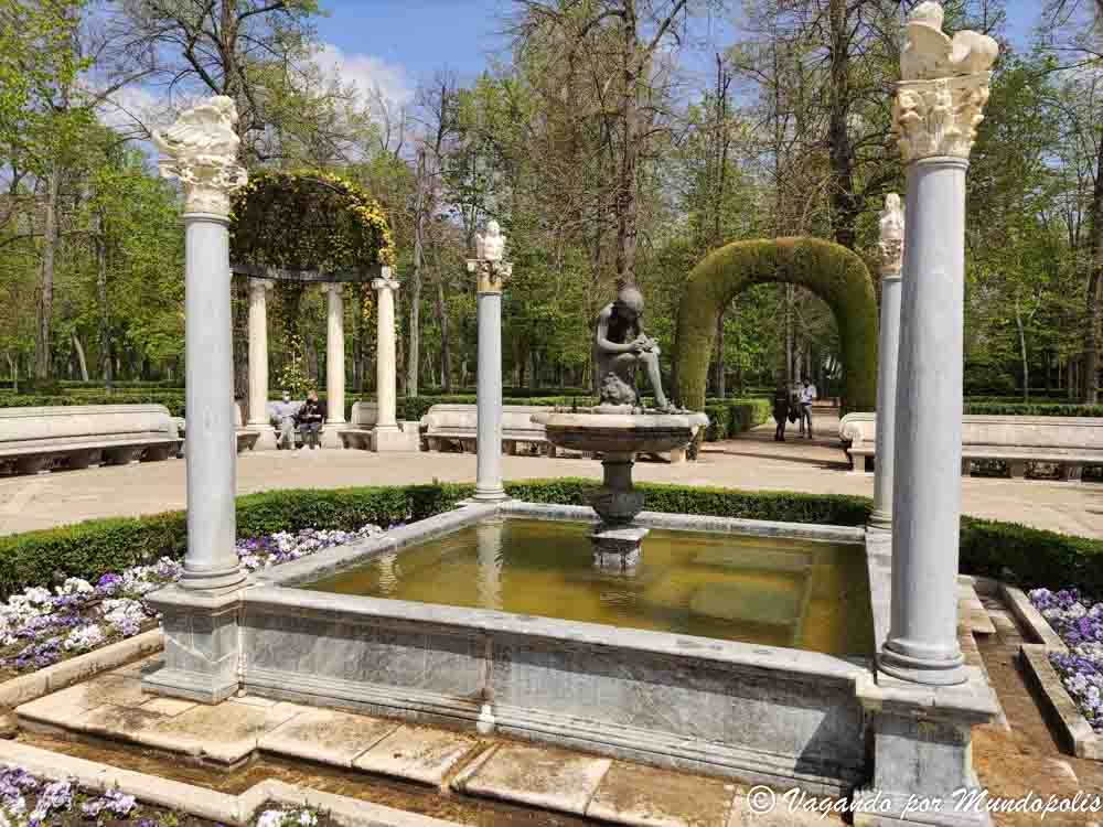 fuente-espina-jardin-de-la-isla