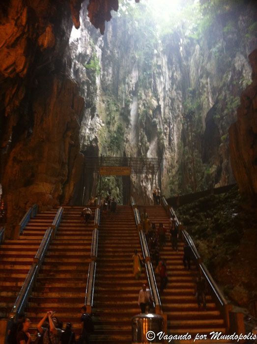 dark-cave-cuesvas-batu