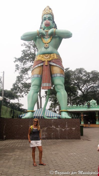 ramayana-cave-cuevas-batu