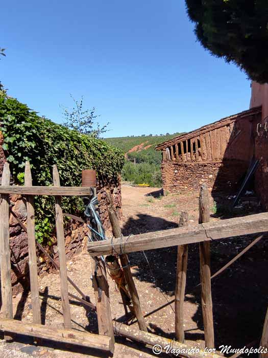 ruta-por-los-pueblos-rojos-de-segovia