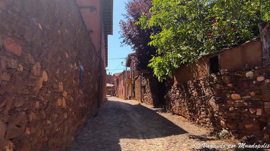 ruta-por-los-pueblos-rojos-de-segovia