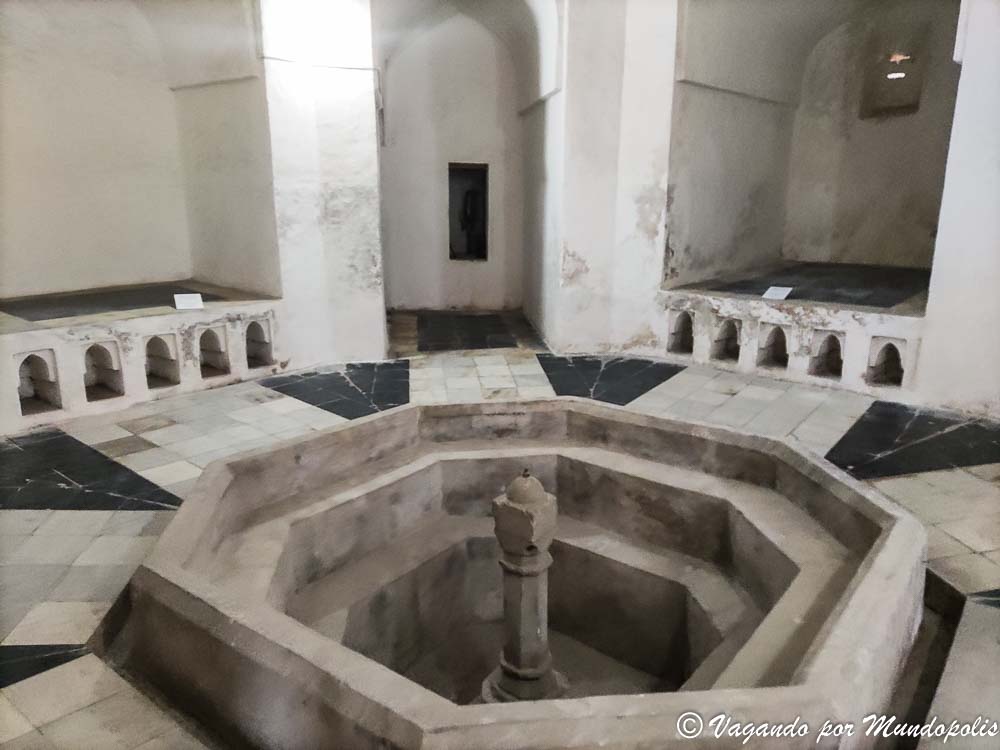 persians-baths-stone-town