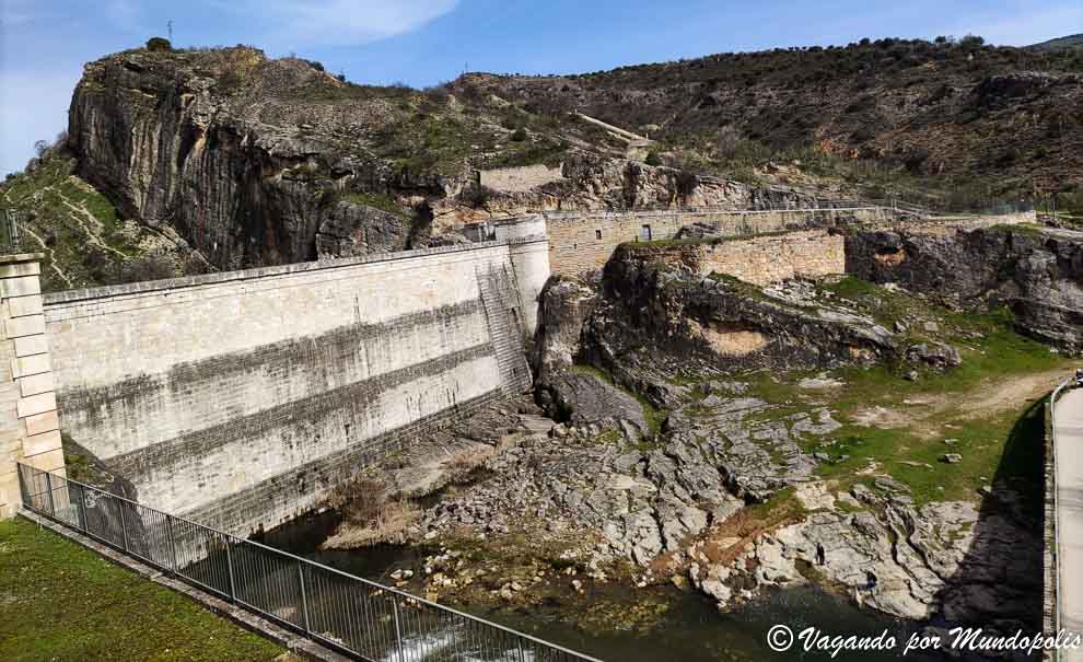 ponton-de-la-oliva-madrid