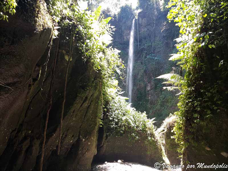 cascada-napuru-tanzania