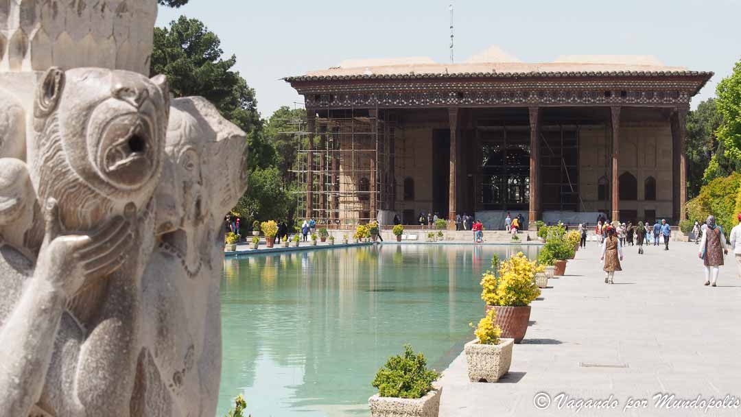 palacio-Chehel-Sotun