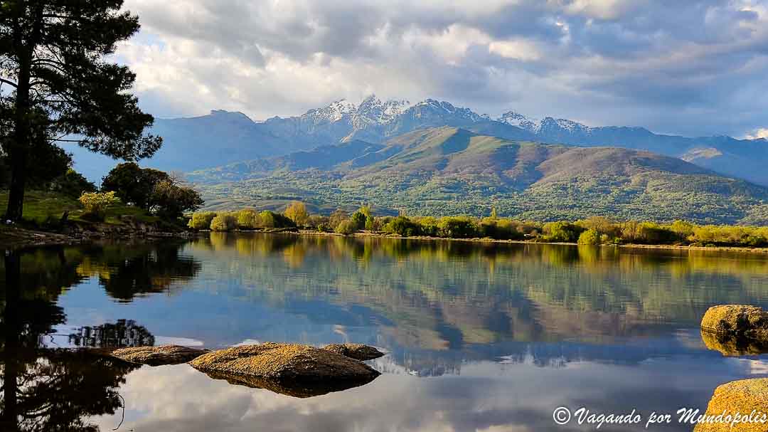 pueblo-bonito-sierra-gredos