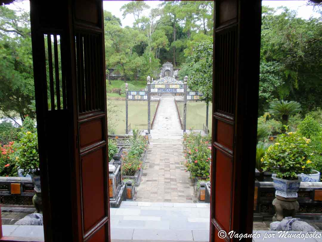 tumba-minh-mang-hue