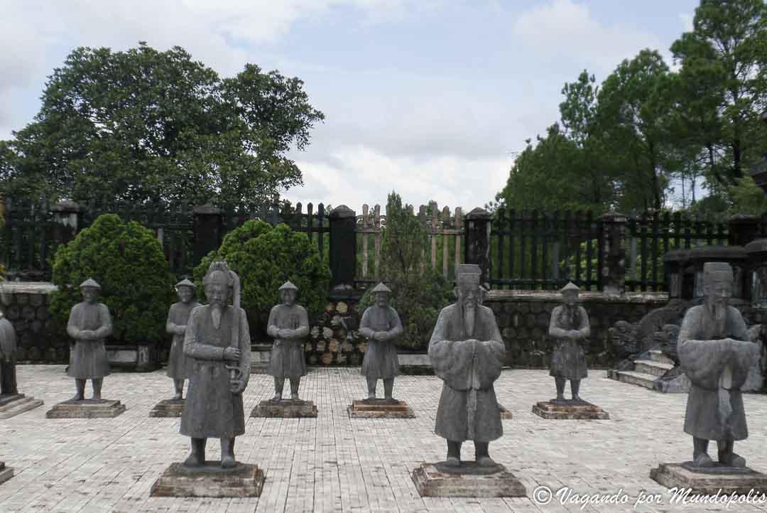 tumbas-hue-vietnam